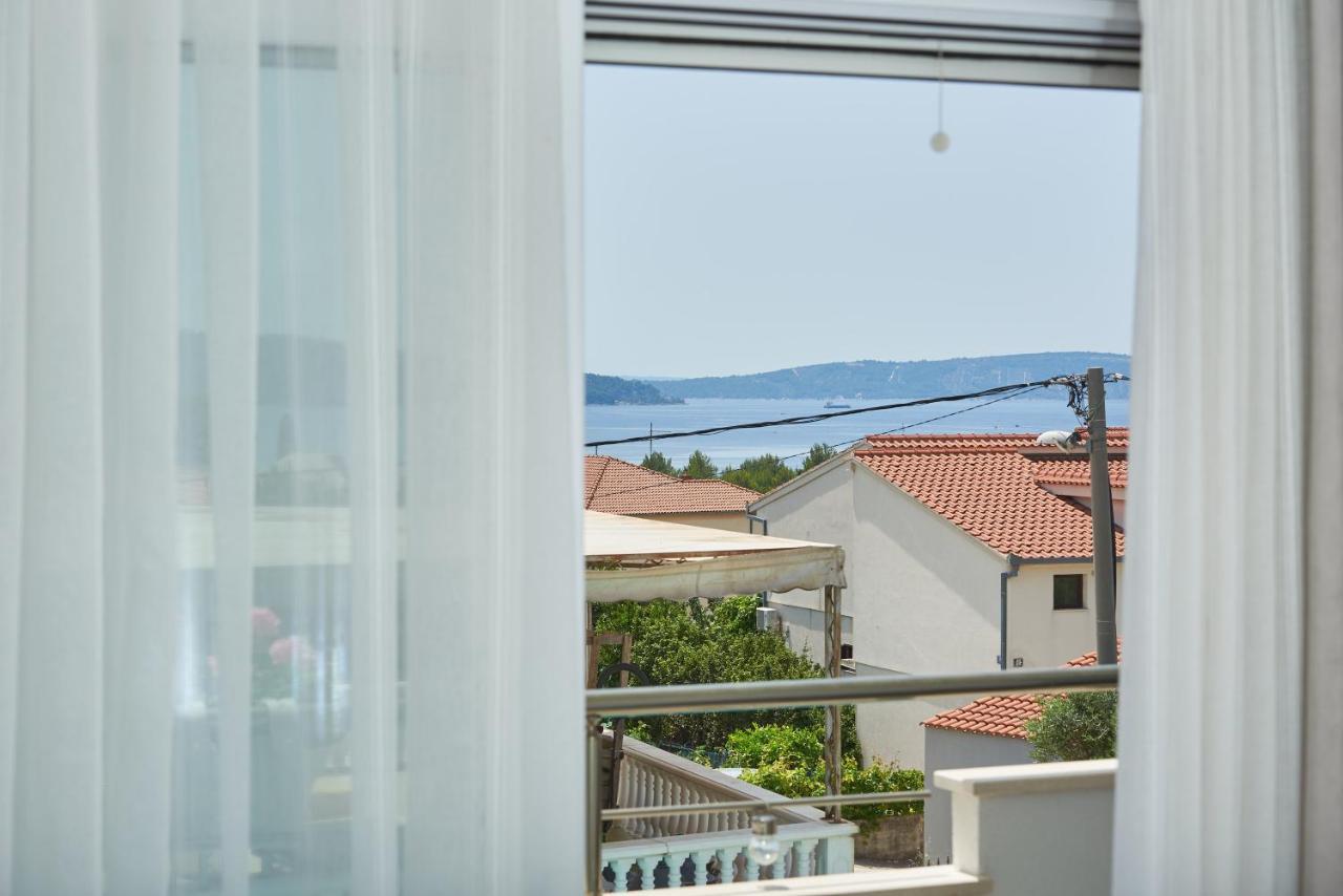 Apartments Infinity Kaštela Екстериор снимка